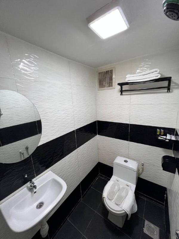 Royale - 10 Min From Klia Klia 2 Airport Hotel