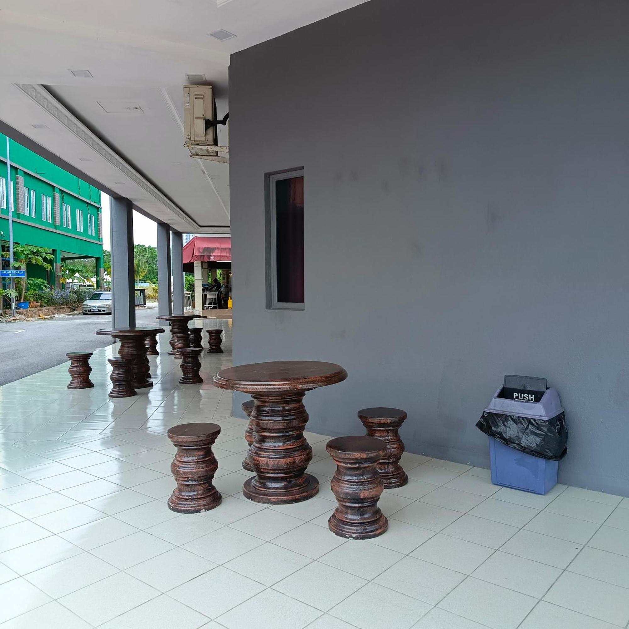 Hotel Royale - 10 Min From Klia Klia 2 Airport