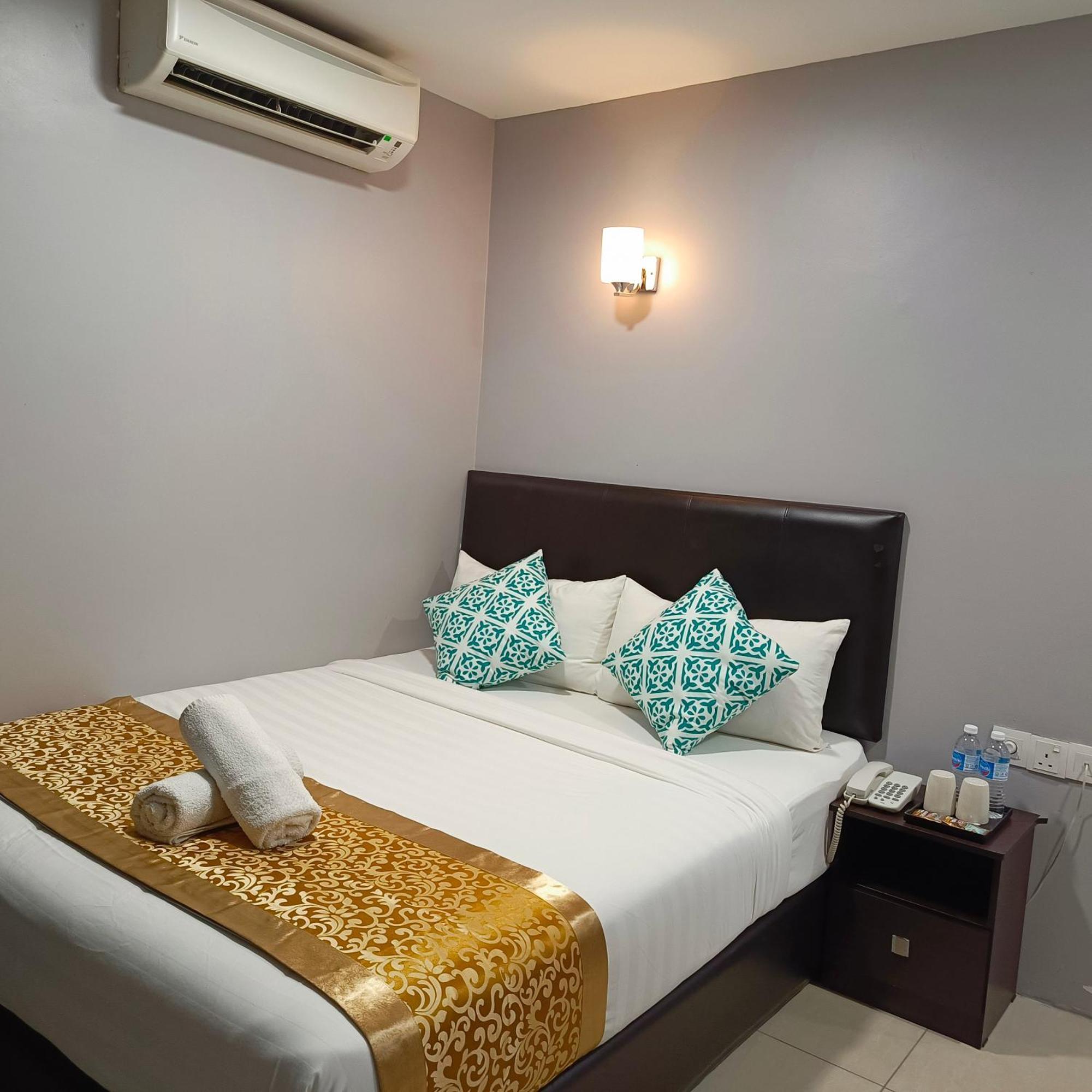 Hotel Royale - 10 Min From Klia Klia 2 Airport
