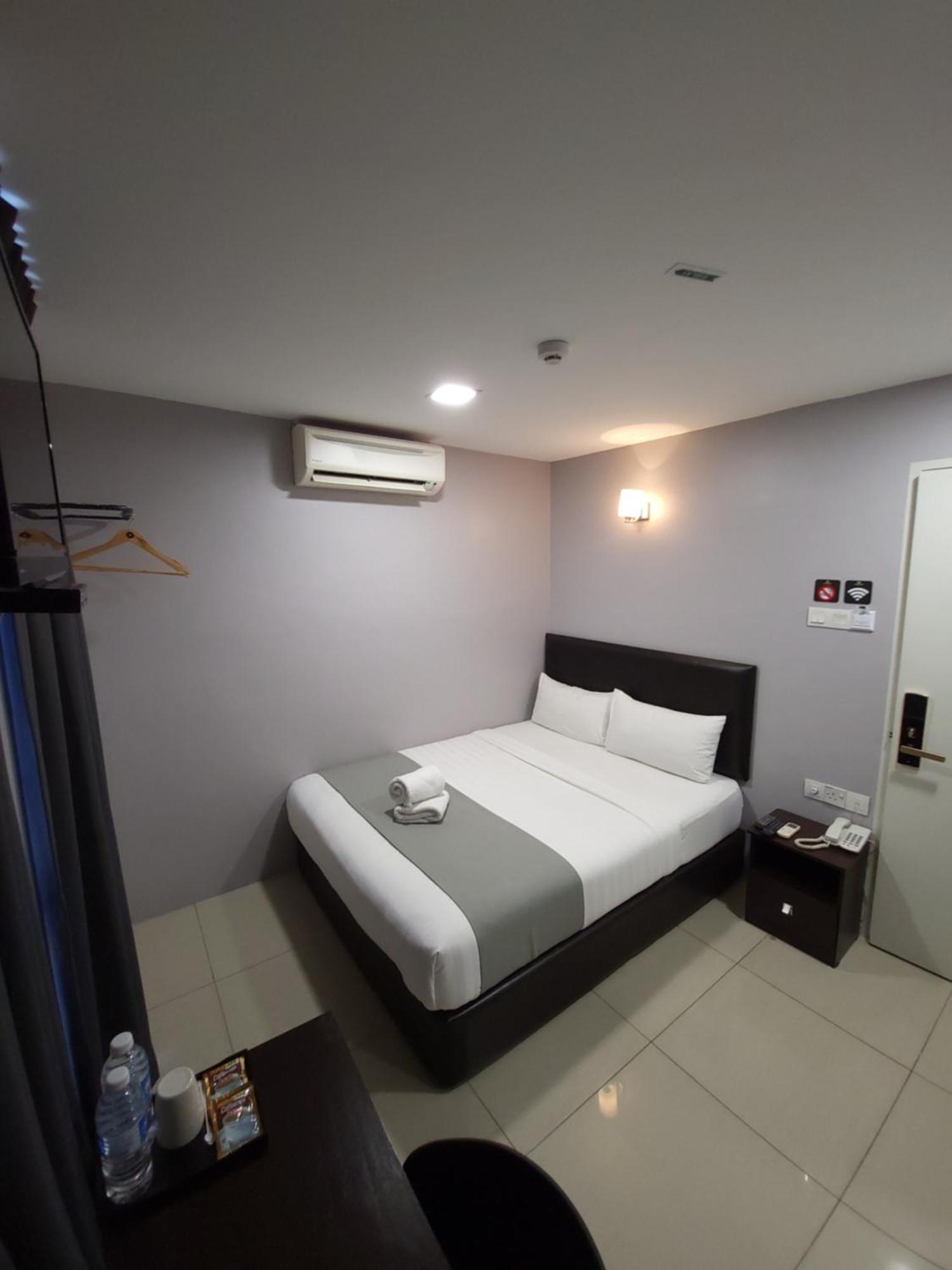 Hotel Royale - 10 Min From Klia Klia 2 Airport Sepang